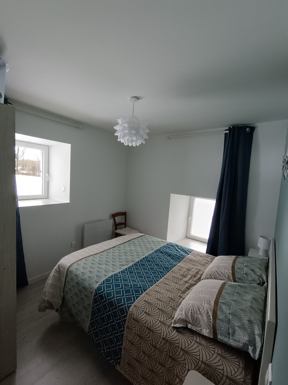 Chambre bleue de La Grange du Cros, vue 2